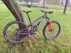 Trek Slash 9.7