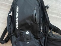 Cyklistický ruksak Rockrider