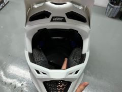 Helma Leatt Gravity 4.0