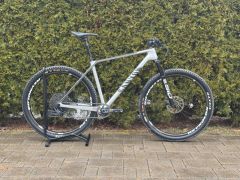 Canyon Exceed CF7 - (Karbon Kola)