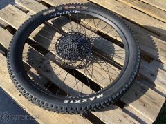 Zadné koleso komplet 27,5 12x148mm