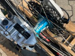 Freeride kolo ns bikes soda fox float 36