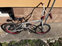 Freestyle bicykel DHS Jumper 20"