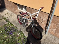 Freestyle bicykel DHS Jumper 20"
