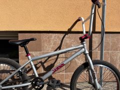 Freestyle bicykel DHS Jumper 20"