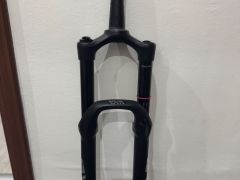 Rock shox Yari 170mm