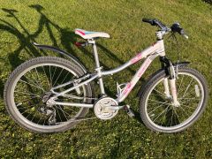 Predám ľahký bicykel Specialized Hotrock 24"