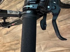 Predam karbonovy bicykel scott scale 30 velkost L