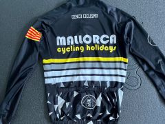 Dres s dlhým rukávom