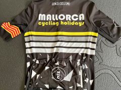 Dres s krátkym rukávom čierny, ako novy