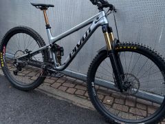 Pivot Trail 429 L