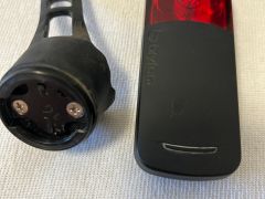 Predám cyclocomp Bryton S810E + radar Bryton Gardia R300L