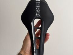 Predám sedlo PRO Stealth Sport AF 152mm