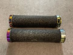 Supacaz Diamond gripy Oil Slick