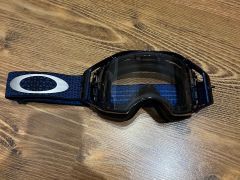 Oakley airbrake blue
