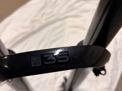 Nová Rockshox 35 Silver coil 130 mm