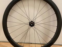 Kolesa Novatec R4 Disc