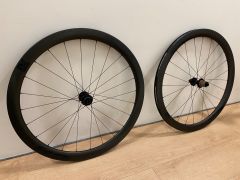 Kolesa Novatec R4 Disc