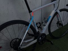 Cube Axial WS