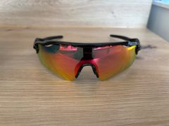 Oakley Radar (Fake)