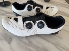 Specialized Torch 3.O road carbon vel. 44