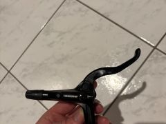 4 piestove brzdy shimano