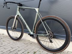 Canyon Endurance CF SLX - Sram Force AXS