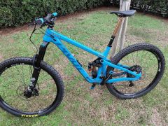 Pivot Switchblade XT