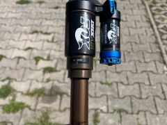 Fox dhx air 5.0 kashima