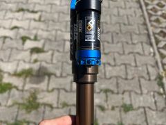 Fox dhx air 5.0 kashima