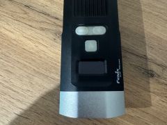 Predne svetlo Fenix BC30r
