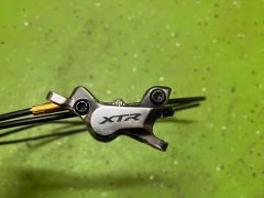 Shimano Xtr 4-piest zadný strmeň