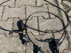 Brzdy Shimano saint