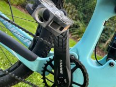 Celoodružený karbónový bicykel Spyder