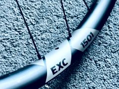 Set karbónových kolies DT Swiss (29" boost)