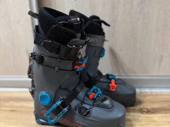 Skialpové lyžiarky Dynafit Hoji Pro Tour W (2021)