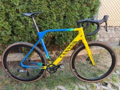Canyon Inflite CF SL