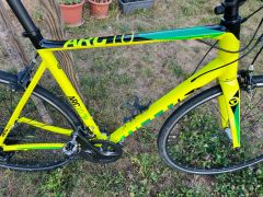 Cestný bicykel Kellys ARC 10