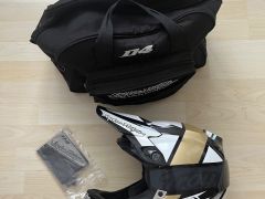 Troy lee designs D4 carbon