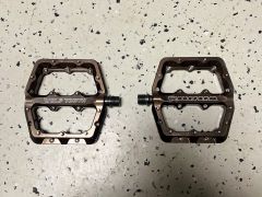 Wolf Tooth Waveform Aluminum Pedals