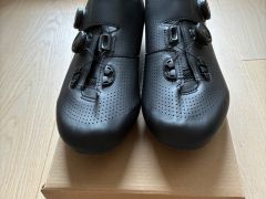 Shimano Sh-Rc701, velkost 48