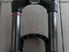 SR Suntour vydlica 140mm