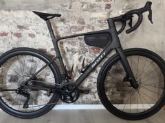 Scott Addict 30 Carbon Black