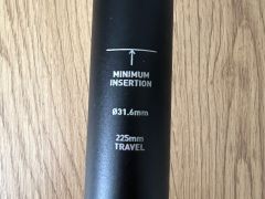 RockShox reverb AXS b1 225 predam/vymenim