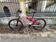 GasGas Trail 3.0. Carbon velkost L