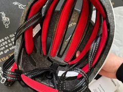 1. Cisto Nova Prilba Zabudovane Svetlo