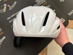 1. Uplne Nova Prilba Meet NIE Orginal