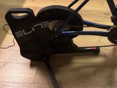 Elite suito - t novy s kazetou