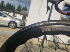Pinarello Dogma F Sram Red AXS bicykel, sonic red