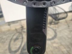 Pinarello Dogma F Sram Red AXS bicykel, sonic red